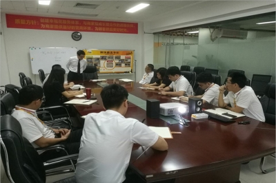 堅基商業(yè)丨為了讓客戶少跑1次，我們重復(fù)專注做10次 ——-----致力將商戶服務(wù)做到全中國最優(yōu)