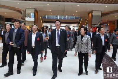 河源市人大代表、政協委員視察河源市商業中心